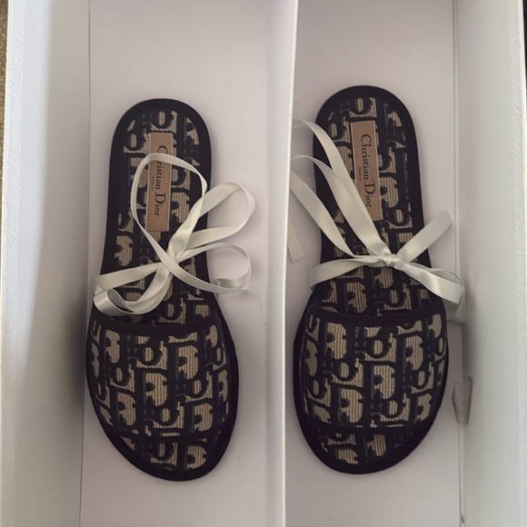 Dior Chez Moi slippers - Picture 1 of 5